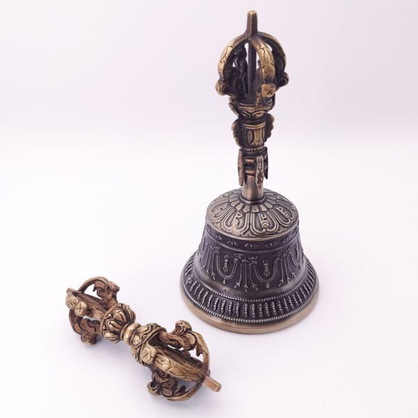 Tibetan Bell & Vajra Medium (18 cm)