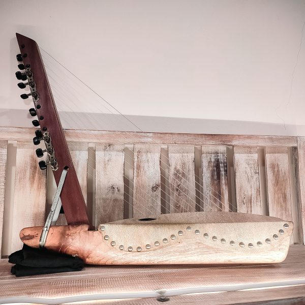 Handmade Egyptian Harp White (65 cm, 12 strings) (+ case-backpack)